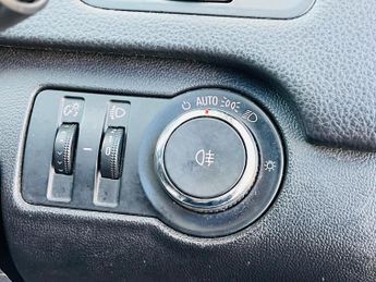 Vauxhall Insignia 2.0 CDTi ecoFLEX Exclusiv Nav Euro 5 5dr