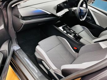 Vauxhall Astra Electric 54kWh Griffin Auto 5dr
