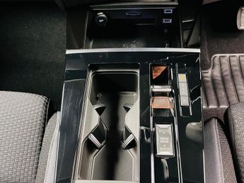 Vauxhall Astra Electric 54kWh Griffin Auto 5dr