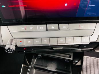 Vauxhall Astra Electric 54kWh Griffin Auto 5dr