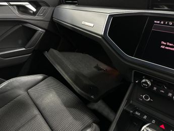 Audi Q3 1.5 TFSI CoD 35 S line S Tronic Euro 6 (s/s) 5dr