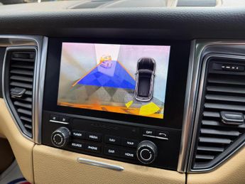 Porsche Macan 2.0T PDK 4WD Euro 6 (s/s) 5dr