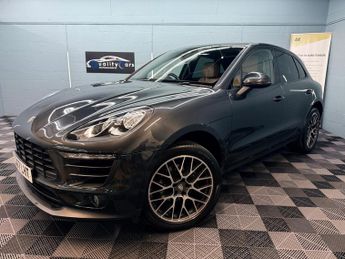 Porsche Macan 2.0T PDK 4WD Euro 6 (s/s) 5dr