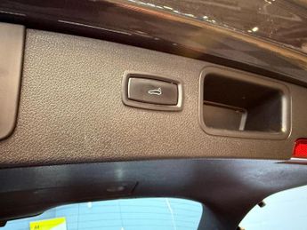 Porsche Macan 2.0T PDK 4WD Euro 6 (s/s) 5dr