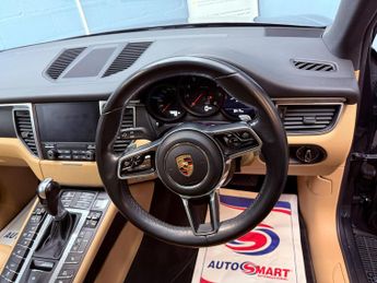 Porsche Macan 2.0T PDK 4WD Euro 6 (s/s) 5dr