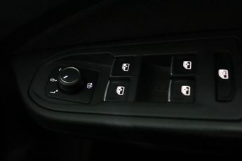 Volkswagen Golf 1.5 eTSI MHEV Life DSG Euro 6 (s/s) 5dr