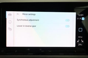 Volkswagen Golf 1.5 eTSI MHEV Life DSG Euro 6 (s/s) 5dr