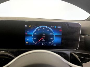 Mercedes-Benz A Class 1.3 A180 Sport (Executive) Euro 6 (s/s) 5dr