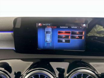 Mercedes-Benz A Class 1.3 A250e 15.6kWh AMG Line Edition 8G-DCT Euro 6 (s/s) 5dr