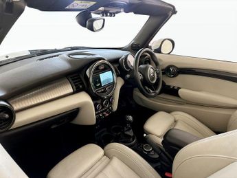 MINI Convertible 1.5 Cooper Euro 6 (s/s) 2dr