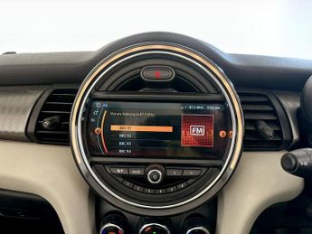 MINI Convertible 1.5 Cooper Euro 6 (s/s) 2dr