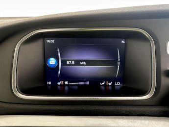 Volvo V40 2.0 T2 GPF Momentum Nav Plus Euro 6 (s/s) 5dr