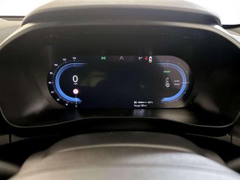 Volvo XC40 Recharge 69kWh Plus Auto 5dr