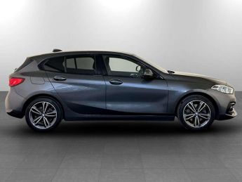 BMW 1 Series 1.5 118i Sport Euro 6 (s/s) 5dr