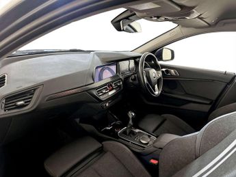 BMW 1 Series 1.5 118i Sport Euro 6 (s/s) 5dr