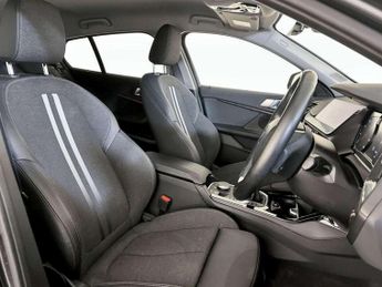 BMW 1 Series 1.5 118i Sport Euro 6 (s/s) 5dr