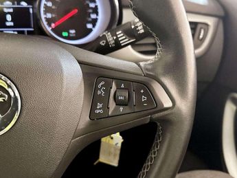 Vauxhall Astra 1.5 Turbo D Business Edition Nav Euro 6 (s/s) 5dr