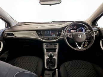 Vauxhall Astra 1.5 Turbo D Business Edition Nav Euro 6 (s/s) 5dr
