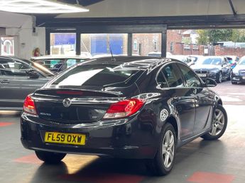 Vauxhall Insignia 2.0 CDTi Exclusiv Hatchback 5dr Diesel Manual Euro 5 (160 ps)