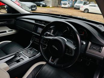 Jaguar XF 3.0d V6 S Auto Euro 6 (s/s) 4dr