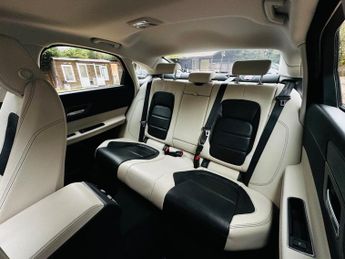 Jaguar XF 3.0d V6 S Auto Euro 6 (s/s) 4dr