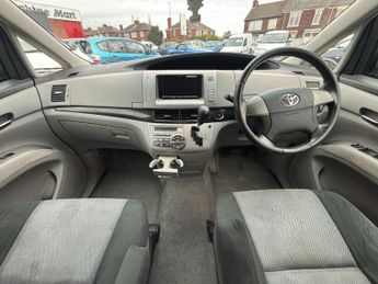 Toyota Estima Aeras G 