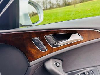 Audi A6 Avant 2.8 FSI V6 S Tronic quattro (s/s) 5dr