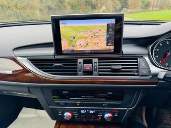 Audi A6 Avant 2.8 FSI V6 S Tronic quattro (s/s) 5dr