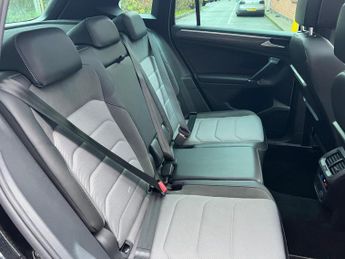 Volkswagen Tiguan 2.0 TSI R-Line DSG 4Motion Euro 6 (s/s) 5dr