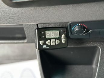 Mercedes-Benz Sprinter 2.1 314 CDI Chassis Cab 2dr Diesel G-Tronic+ RWD L2 Euro 6 (143 