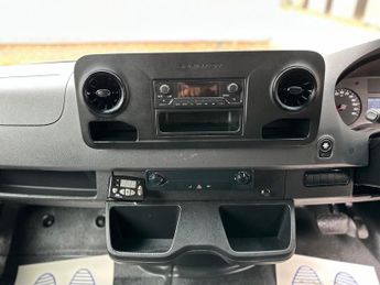 Mercedes-Benz Sprinter 2.1 314 CDI Chassis Cab 2dr Diesel G-Tronic+ RWD L2 Euro 6 (143 