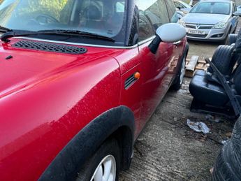 MINI Hatch 1.6 Cooper CVT Euro 3 3dr