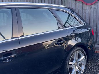 Audi A4 Avant 2.0 TDI S line Multitronic Euro 5 (s/s) 5dr
