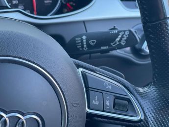 Audi A4 Avant 2.0 TDI S line Multitronic Euro 5 (s/s) 5dr