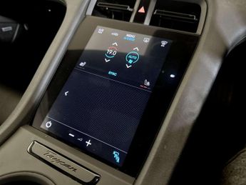 Porsche Taycan Performance Plus 93.4kWh 4S Auto 4WD 4dr (11kW Charger)