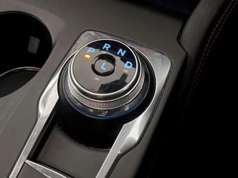 Ford Kuga 2.5 EcoBoost Duratec 14.4kWh ST-Line X First Edition CVT Euro 6 