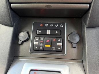 Land Rover Discovery 4 3.0 SD V6 GS Auto 4WD Euro 5 5dr