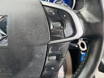 Citroen DS4 1.6 e-HDi Airdream DStyle EGS6 Euro 5 (s/s) 5dr