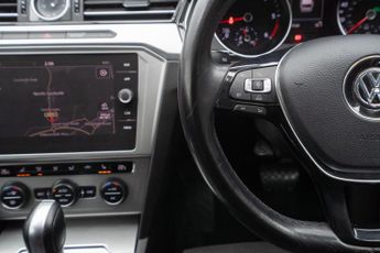 Volkswagen Passat 1.6 TDI SE Business DSG Euro 6 (s/s) 5dr