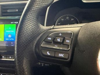 MG MG ZS 44.5kWh Excite Auto 5dr