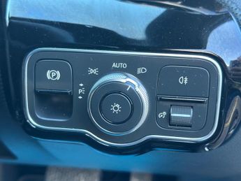 Mercedes-Benz A Class 1.3 A180 Sport 7G-DCT Euro 6 (s/s) 5dr