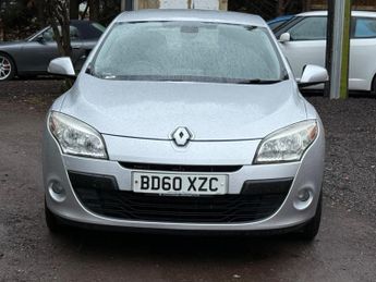 Renault Megane 1.6 16V Dynamique TomTom Euro 5 5dr