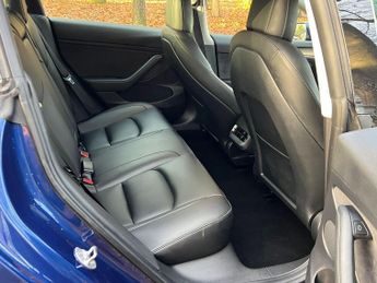 Tesla Model 3 (Dual Motor) Long Range Auto 4WDE 4dr