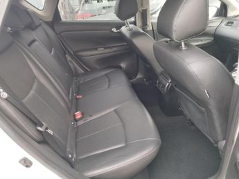 Nissan Pulsar 1.2 DIG-T Tekna Hatchback 5dr Petrol XTRON Euro 6 (s/s) (115 ps)