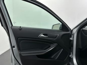 Mercedes-Benz GLA 1.6 GLA200 Sport (Executive) 7G-DCT Euro 6 (s/s) 5dr