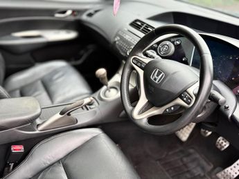 Honda Civic 1.8 i-VTEC ES 5dr