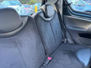 Toyota AYGO 1.0 VVT-i Ice Euro 5 5dr