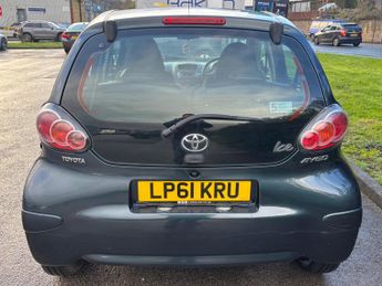 Toyota AYGO 1.0 VVT-i Ice Euro 5 5dr