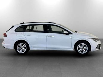 Volkswagen Golf 1.5 eTSI MHEV Life DSG Euro 6 (s/s) 5dr