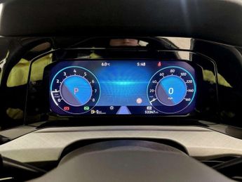 Volkswagen Golf 1.5 eTSI MHEV Life DSG Euro 6 (s/s) 5dr